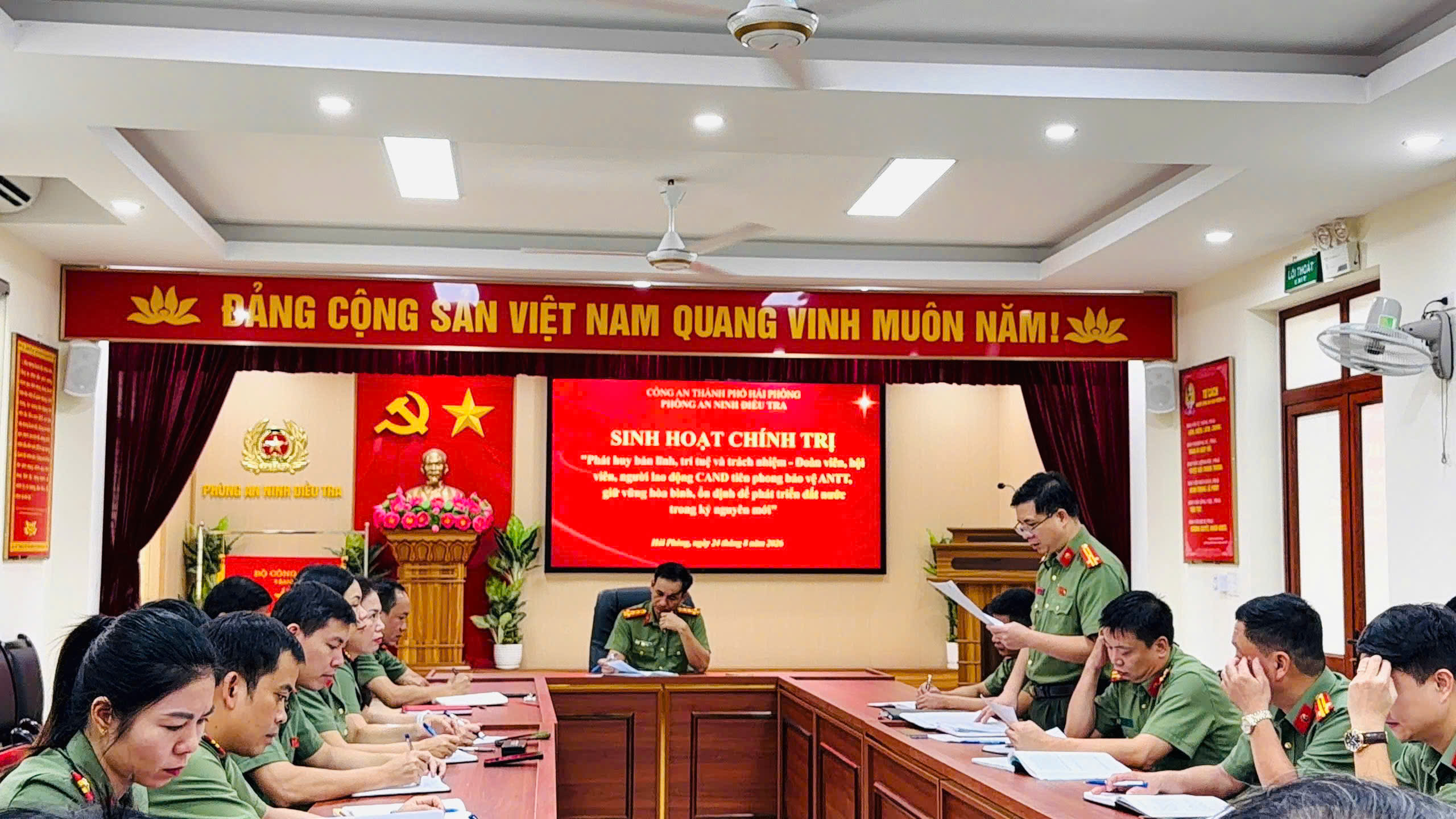 Phòng An ninh điều tra tổ chức đối thoại và sinh hoạt chính trị đặc biệt, phát huy vai trò, trách nhiệm của cán bộ, đoàn viên, hội viên phụ nữ